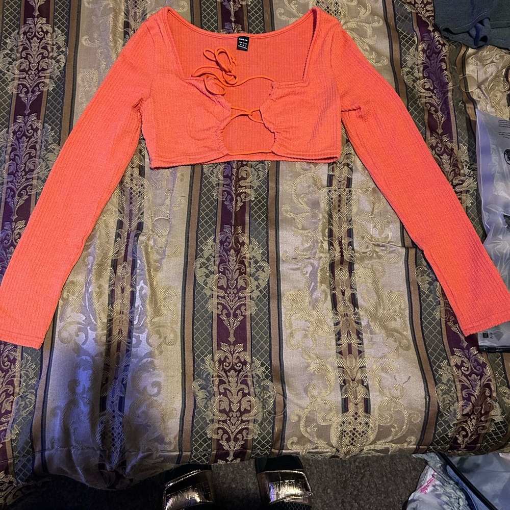 Super cute orange lace up long sleeve crop top from SHEIN